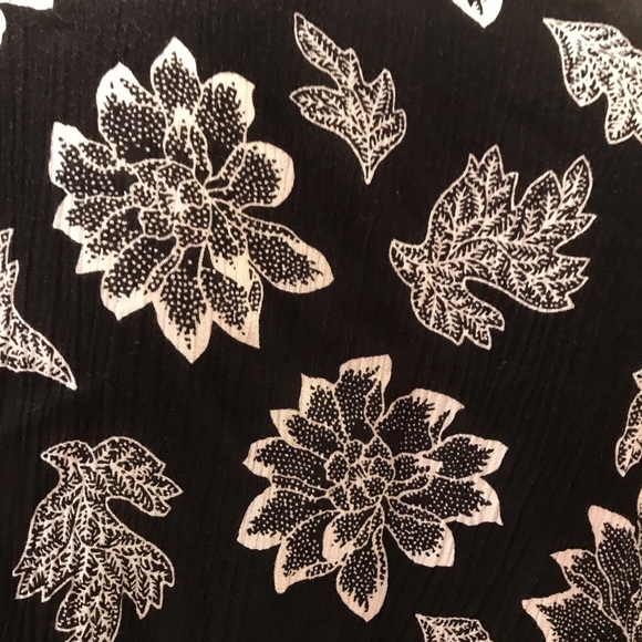 Vintage 80s Cropped Button Up Blouse Womens Size Medium Black White USA Made - Picture 11 of 14